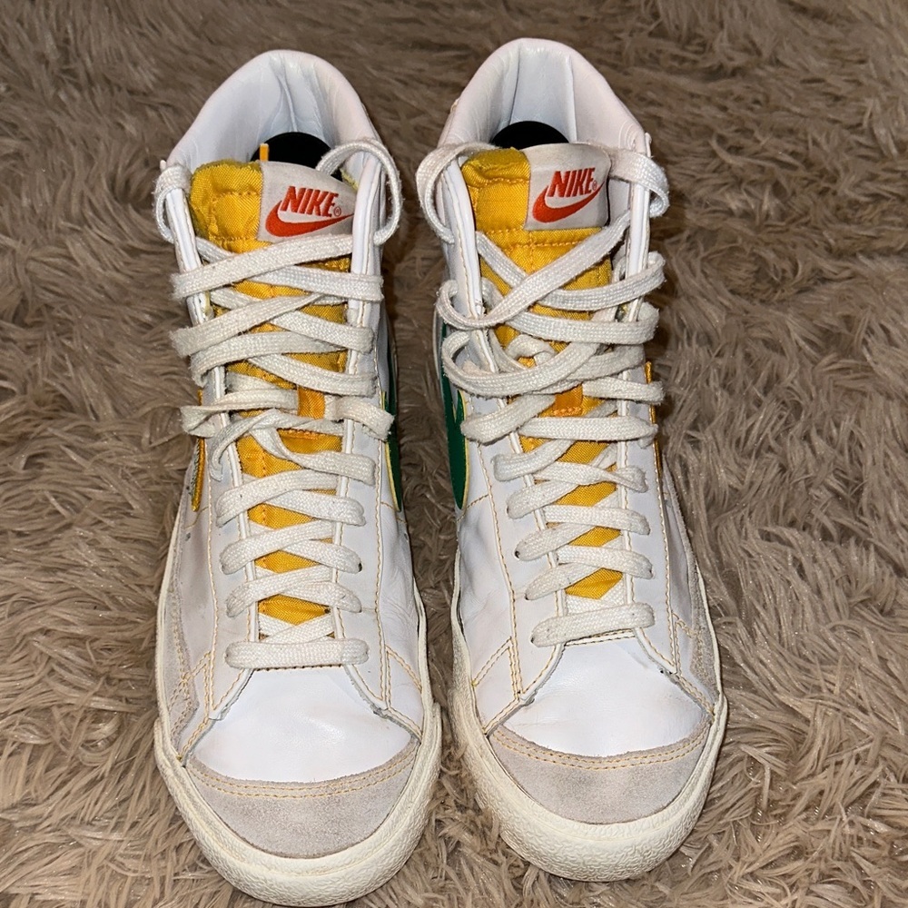 Nike Blazer Mid 77 Vintage Roswell Rayguns